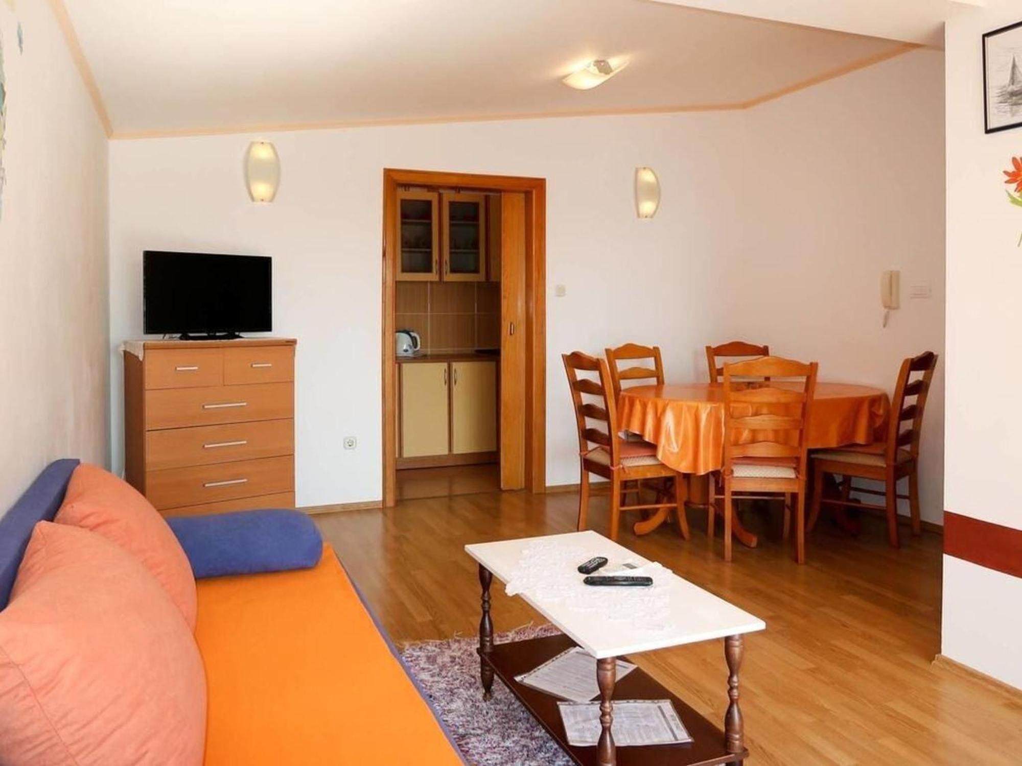 Biljana Apartment Gradac (Split-Dalmatia)